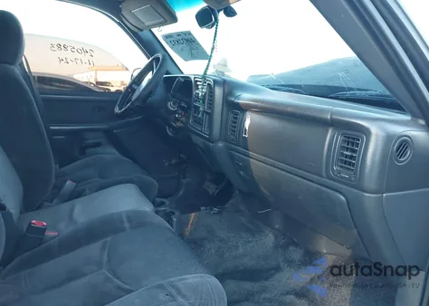 2002 Chevrolet Avalanche 1500 from USA, damaged, VIN 3GNEC13T02G229373